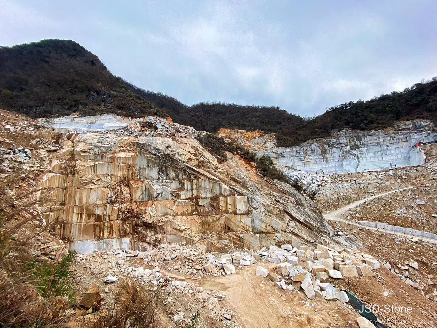 Massive stone detail